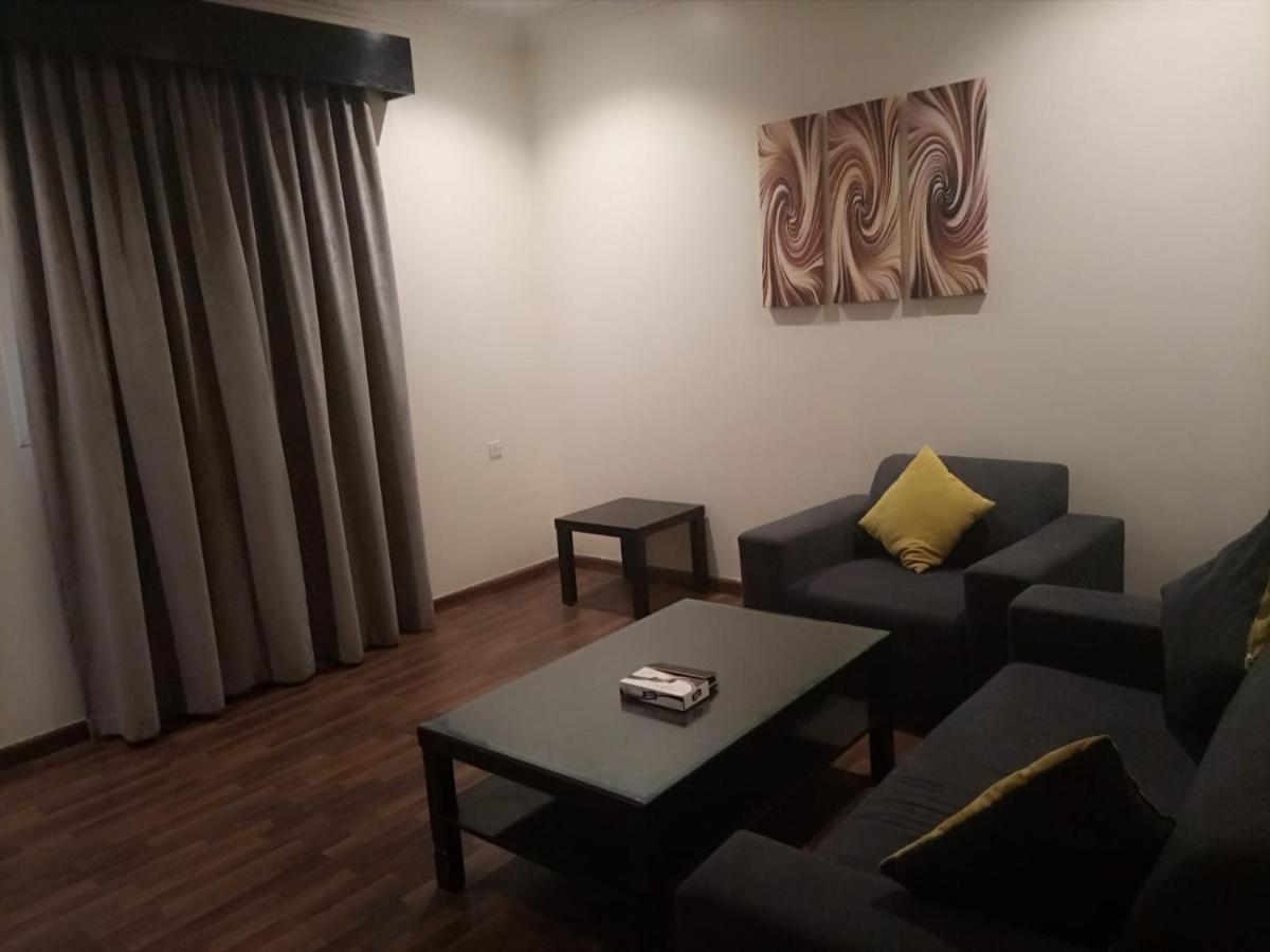 Manzel Aram 105-By Alazmi- Hotel Rijád Kültér fotó